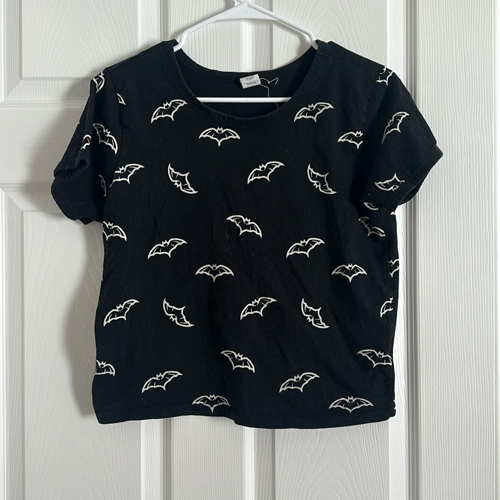 Glow in the dark bats t-shirt